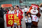 体育娱乐-国米回归首秀大放异彩，库里主场球迷高呼名字